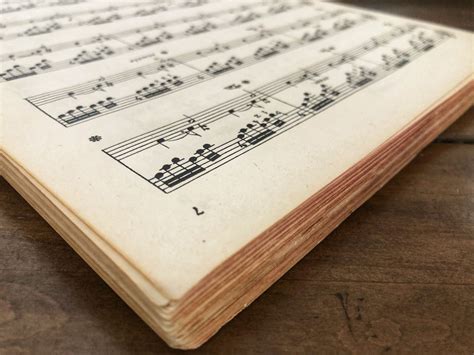 Who Buys Old Sheet Music Near Me? An Exploration of Nostalgic Melodies and Their Reception